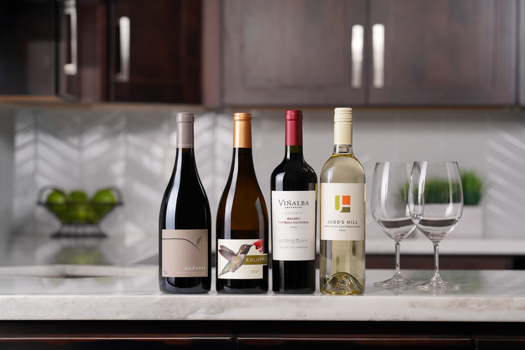 Gold Wine Club Gift