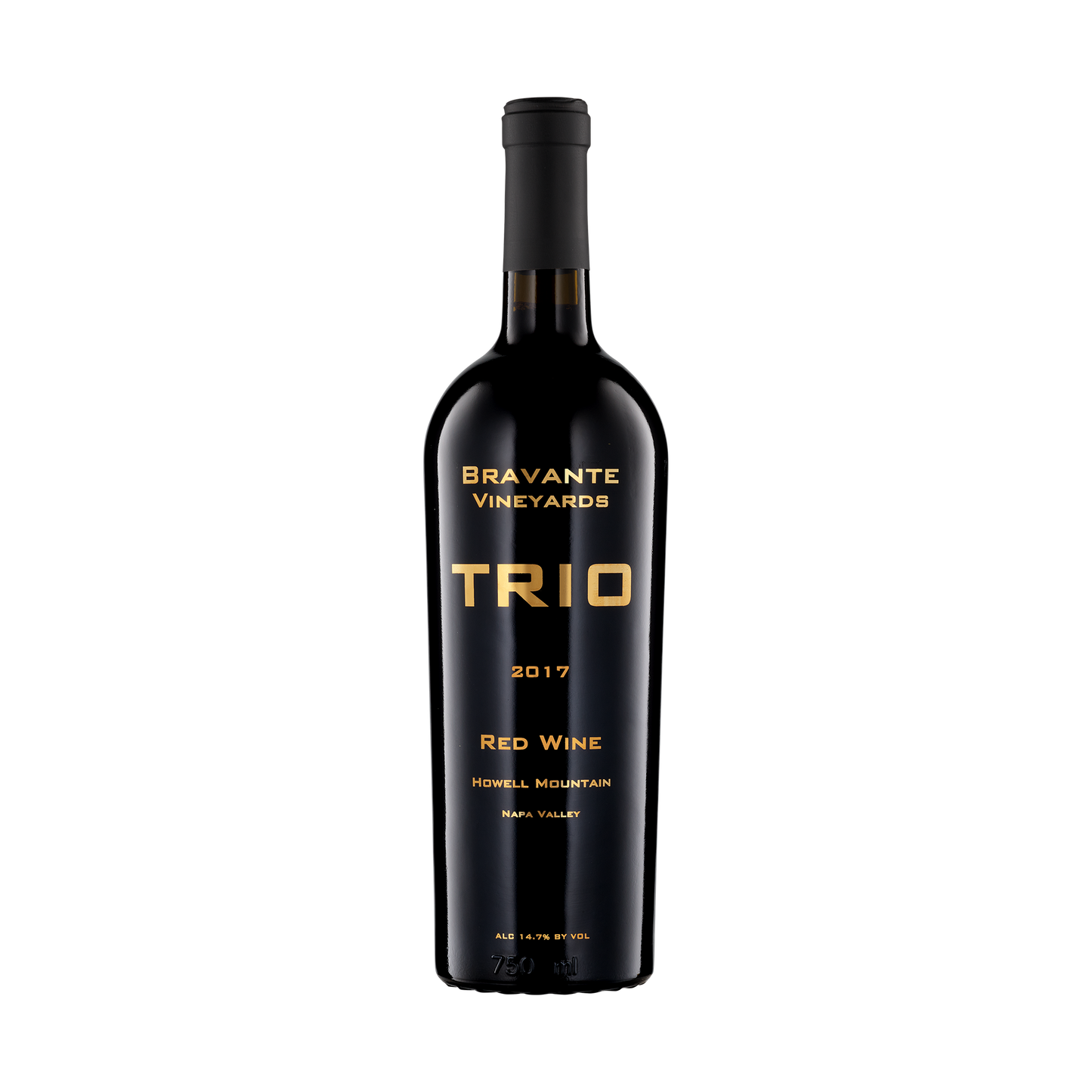 A bottle of Bravante Vineyards 2017 Red Blend Trio